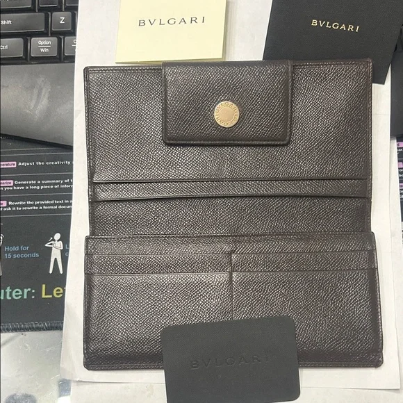 Bvlgari Long Trifold Brown Wallet with Gold Accent EUC - Picture 9 of 15